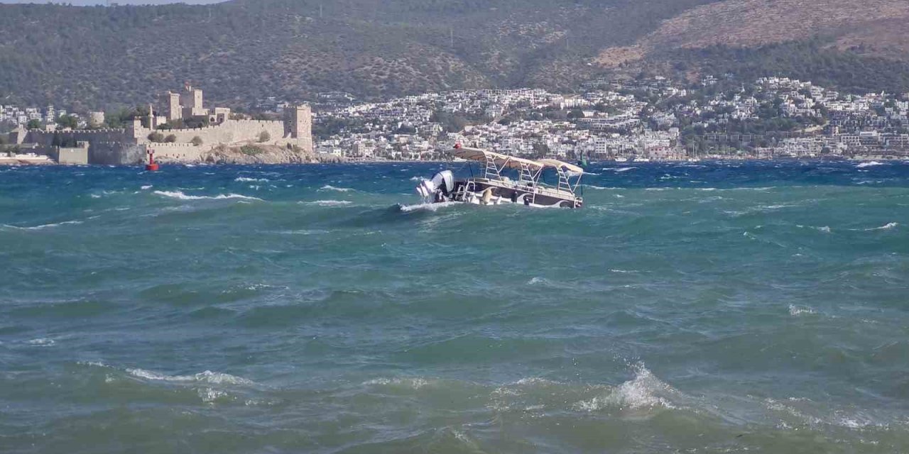 Bodrum’u fırtına vurdu