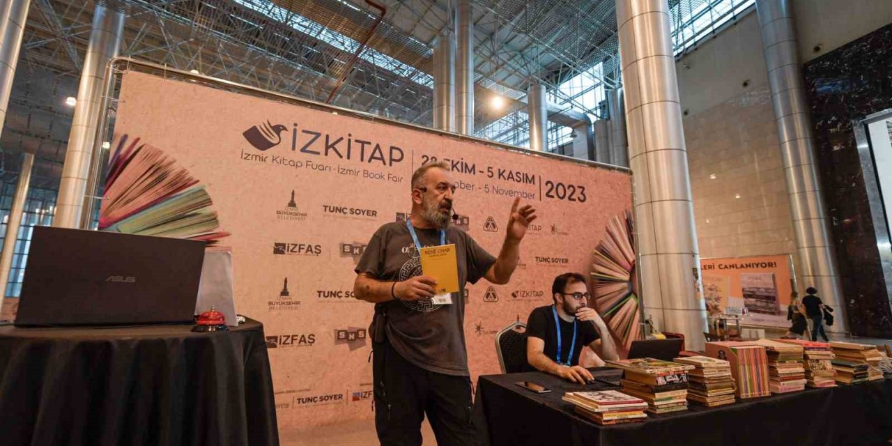 İZKİTAP’ta ilk kitap müzayedesi yapıldı