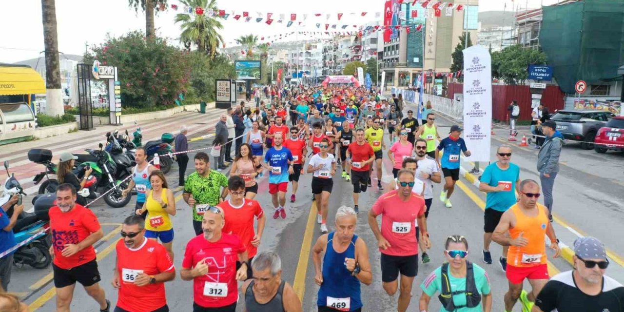 Sporcular kıyasıya yarıştı