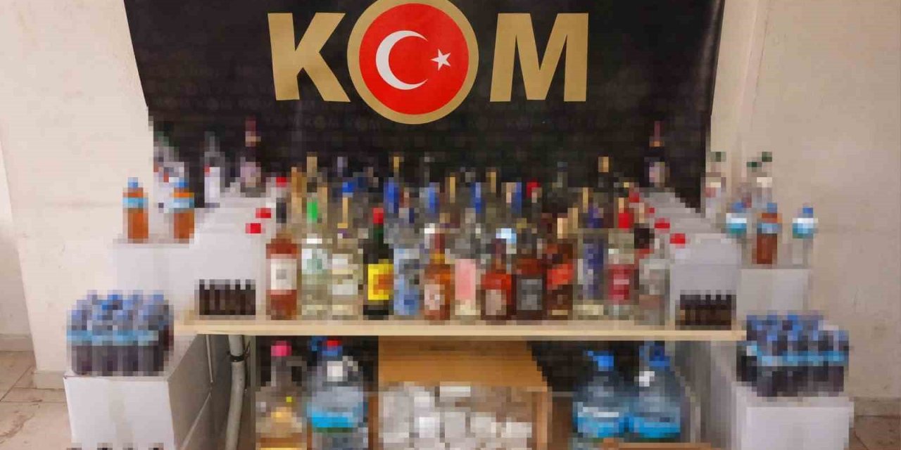 İzmir’in 6 ilçesinde dev gümrük kaçağı operasyonu