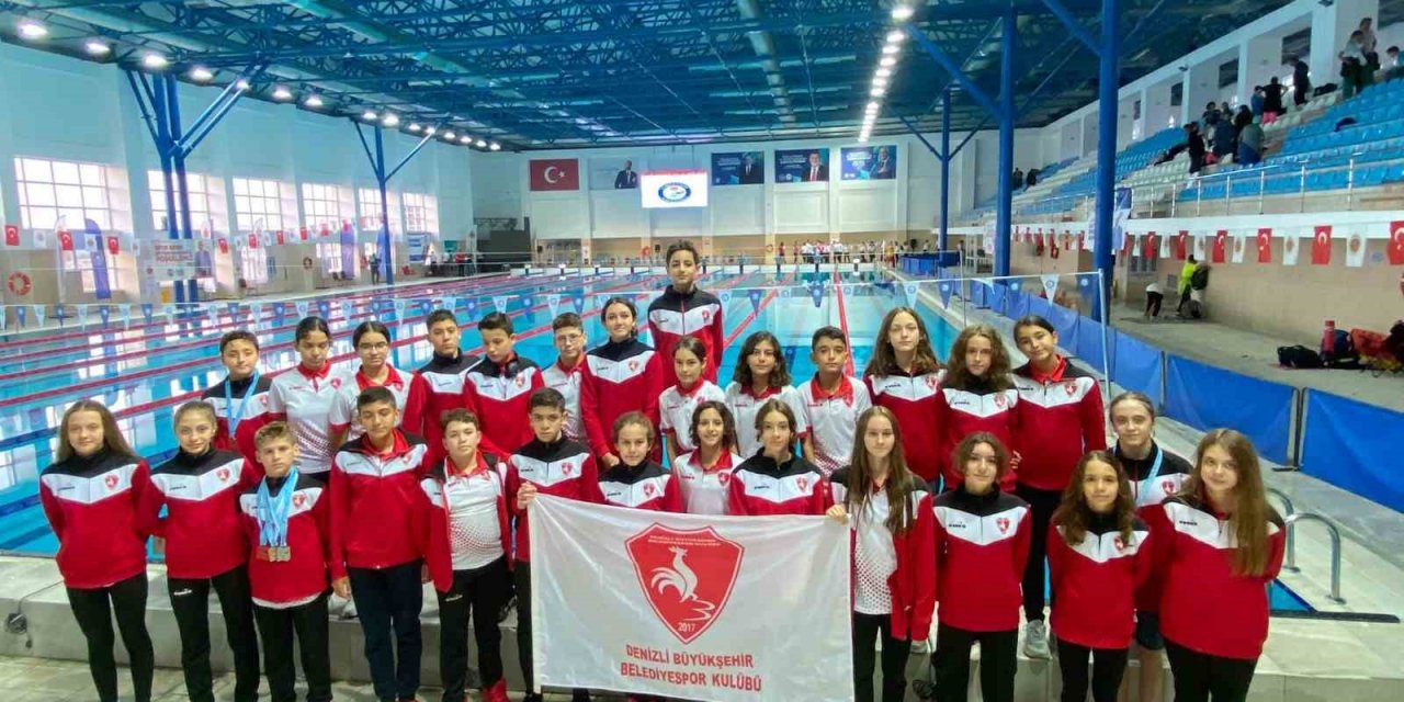 Denizlili yüzücüler 5 altın madalyayla döndü