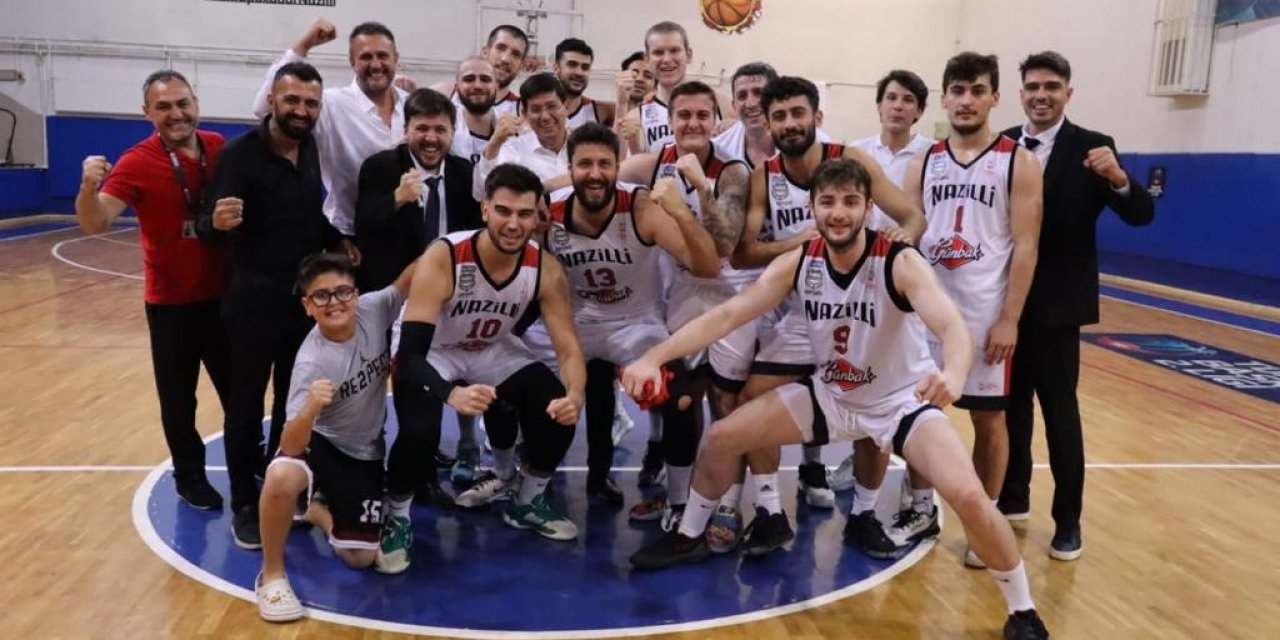 Potanın efeleri galibiyet ile başladı
