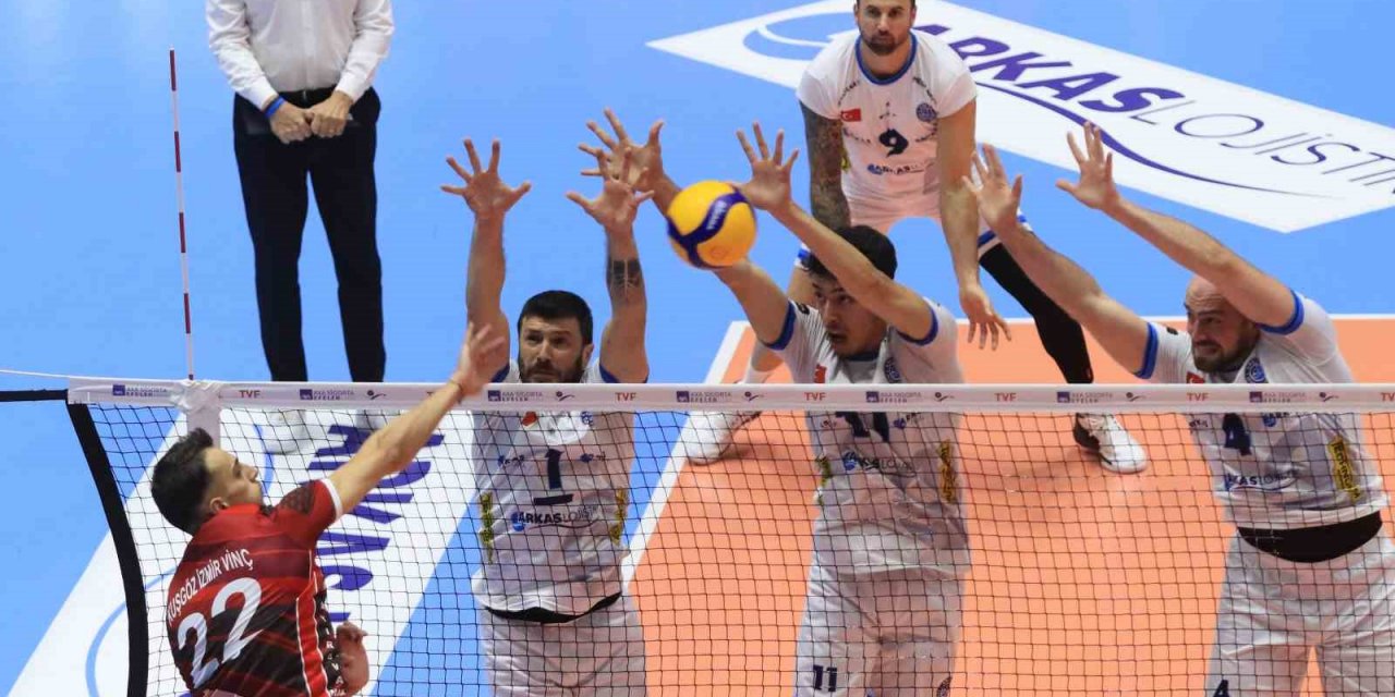 Arkas Spor, Halkbank deplasmanında