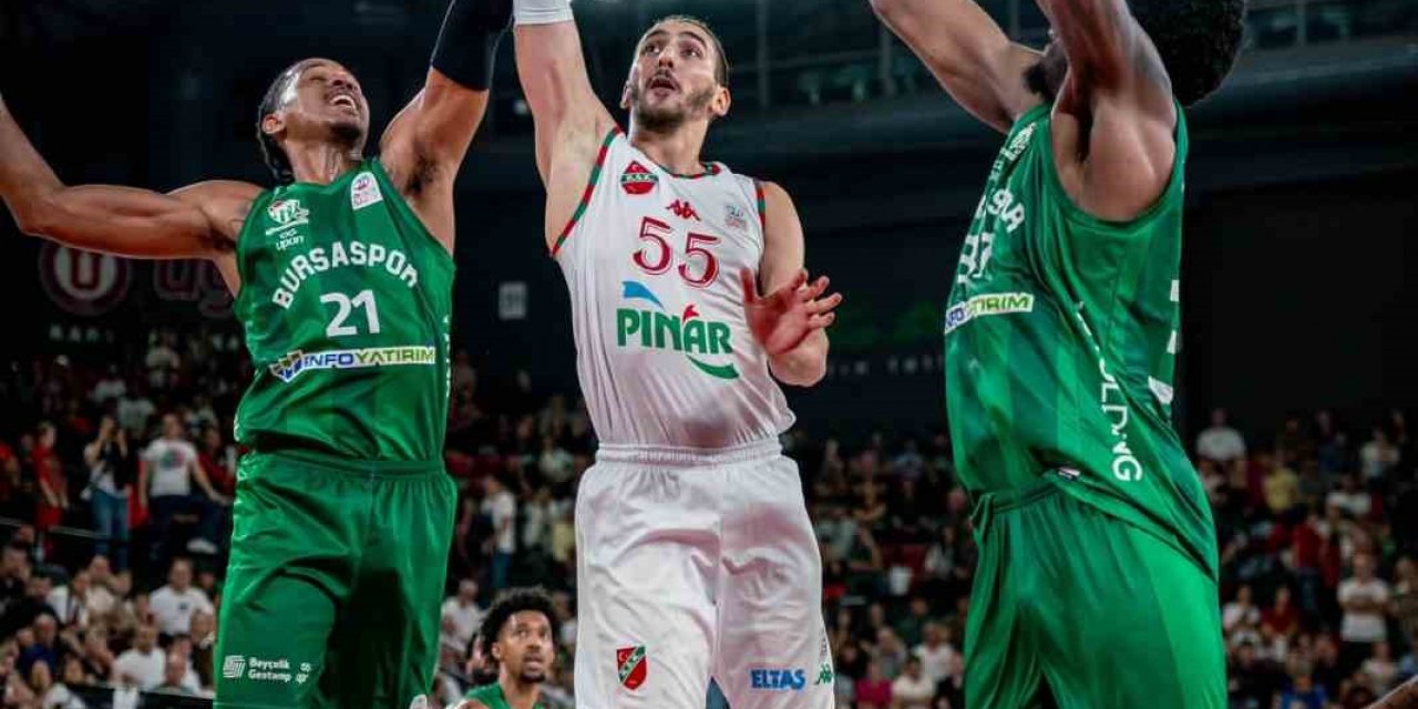 P. Karşıyakalı Kenan Sipahi, haftanın 5’ine seçildi