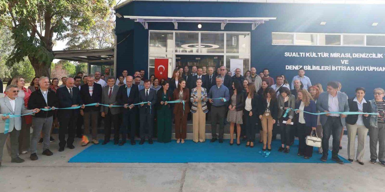 DEÜ’den Sualtı Kültür Mirası ve Tarihi Kütüphanesi