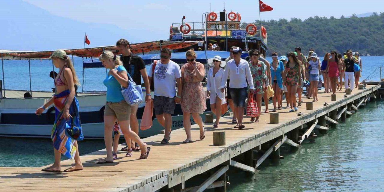 Muğla’da tüm zamanların turist rekoru kırıldı