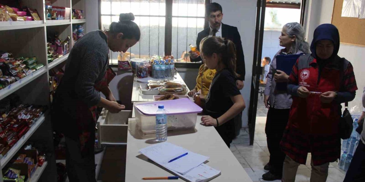 Köyceğiz’de okul kantin ve yemekhaneleri denetlendi