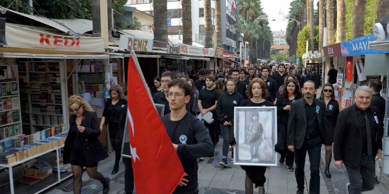 Radikal Eğitim Kurumları Ata’sını andı