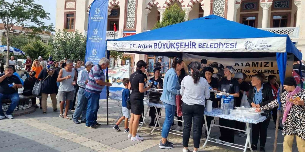 Aydın’da Atatürk için pilav hayrı yapıldı