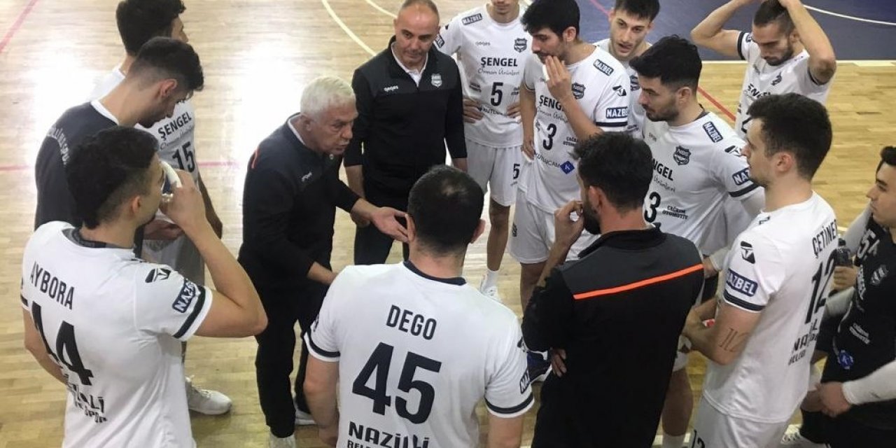 Filenin efelerinden deplasmanda net skor