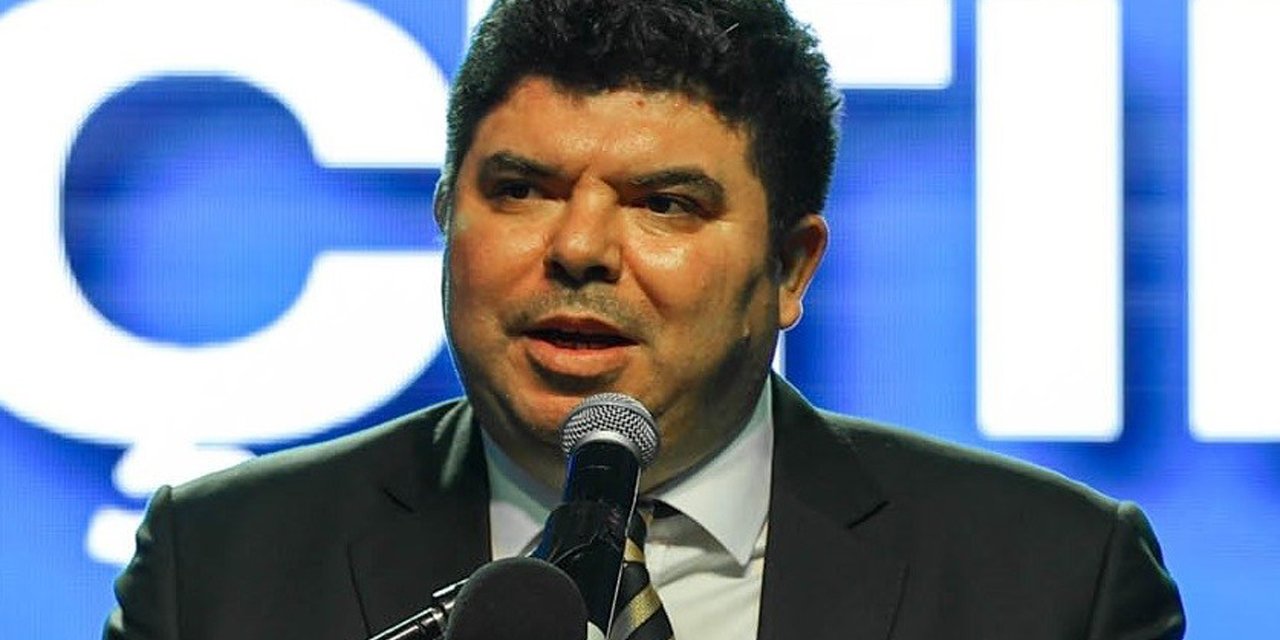 Belediye başkanı merdiven boşluğuna düştü