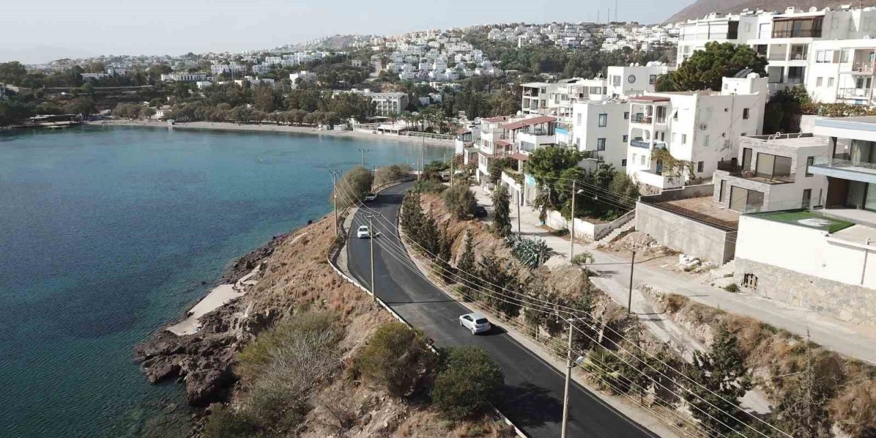 Bodrum’da 9 kilometre sıcak asfalt yapıldı