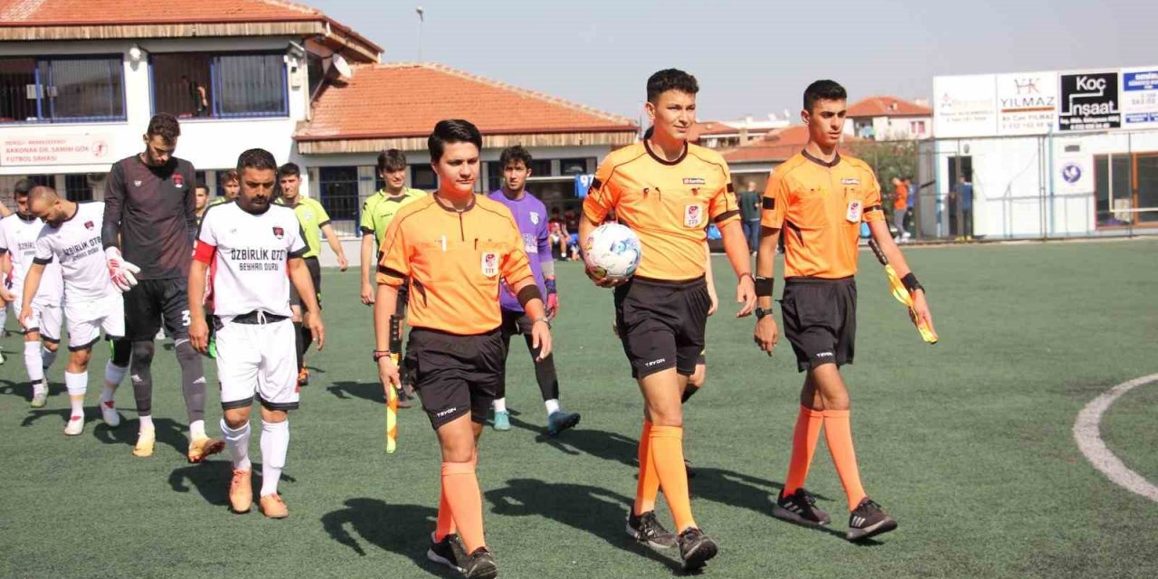 Olumsuz hava şartları maçları iptal ettirdi