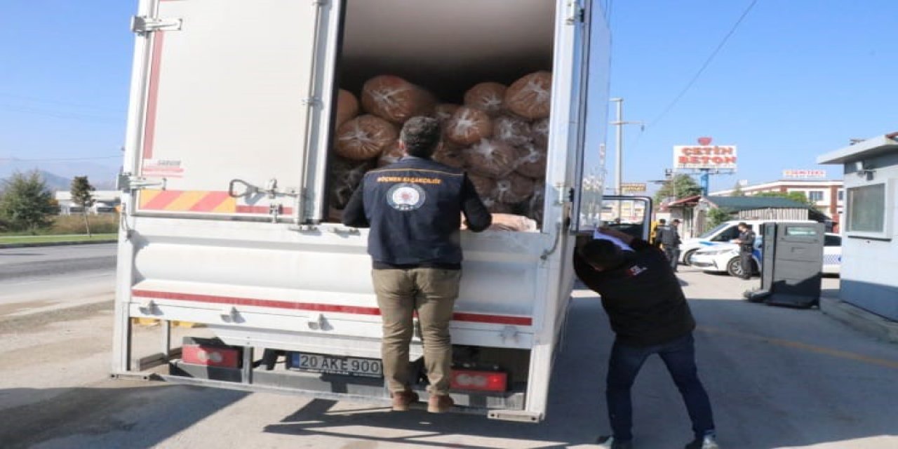 Denizli’de 51 düzensiz göçmen sınır dışı edildi
