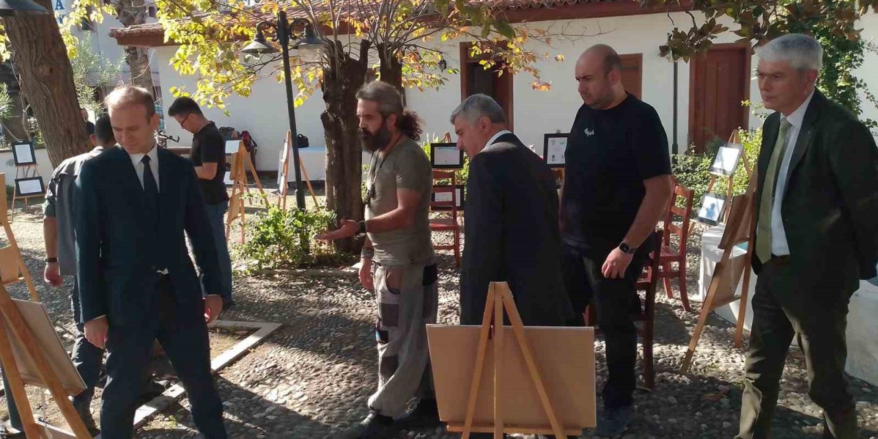 Köyceğiz’de açılan ‘Depremin Çocuk Sesi’ isimli resim sergisi duygulandırdı