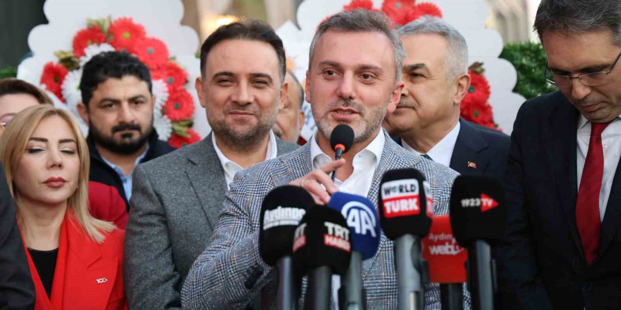 AK Parti Aydın İl Başkanlığı’nın yeni binası törenle açıldı