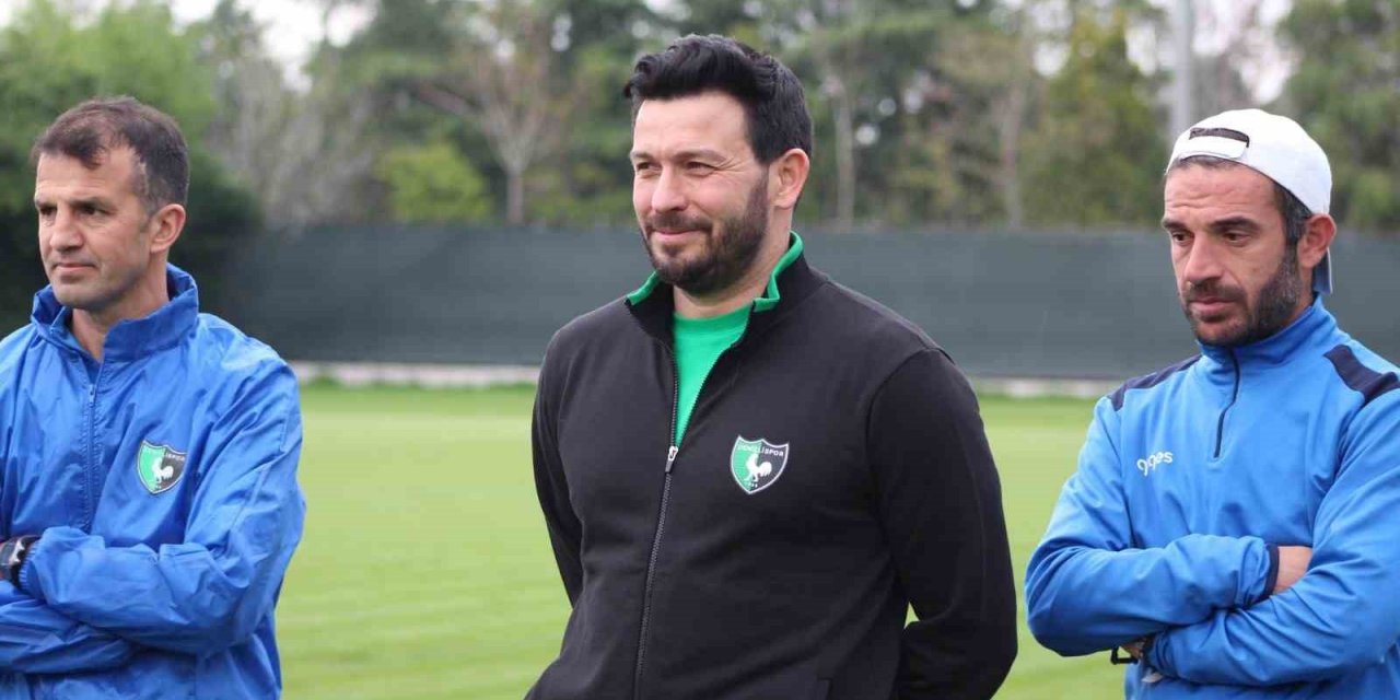 Denizlispor’da Teknik Direktör Bülent Ertuğrul istifa etti