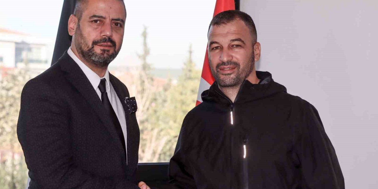 Altay’da Teknik Direktör Djilali Bahloul istifa etti