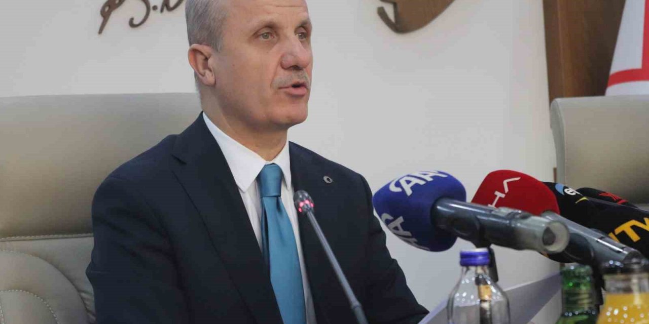 YÖK Başkanı yüksek lisans ve doktora burslarının artırılacağını açıkladı