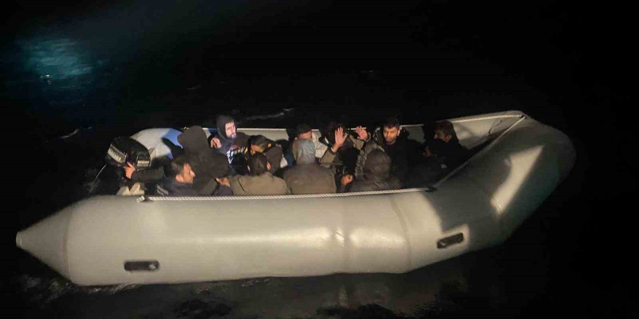Bodrum açıklarında 38 düzensiz göçmen yakalandı