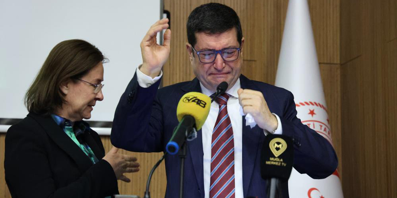 Gözyaşları içinde veda etti