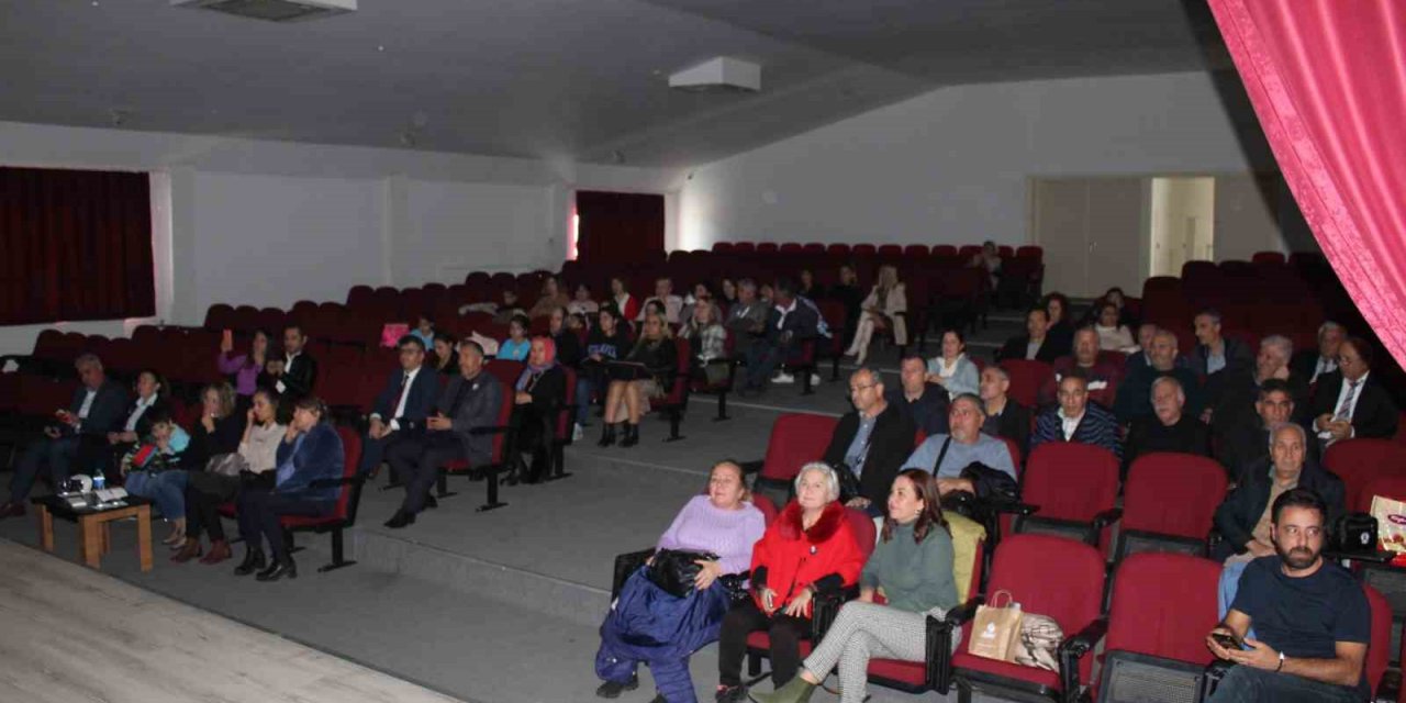 Depremzede öğretmenlere videolu sürpriz