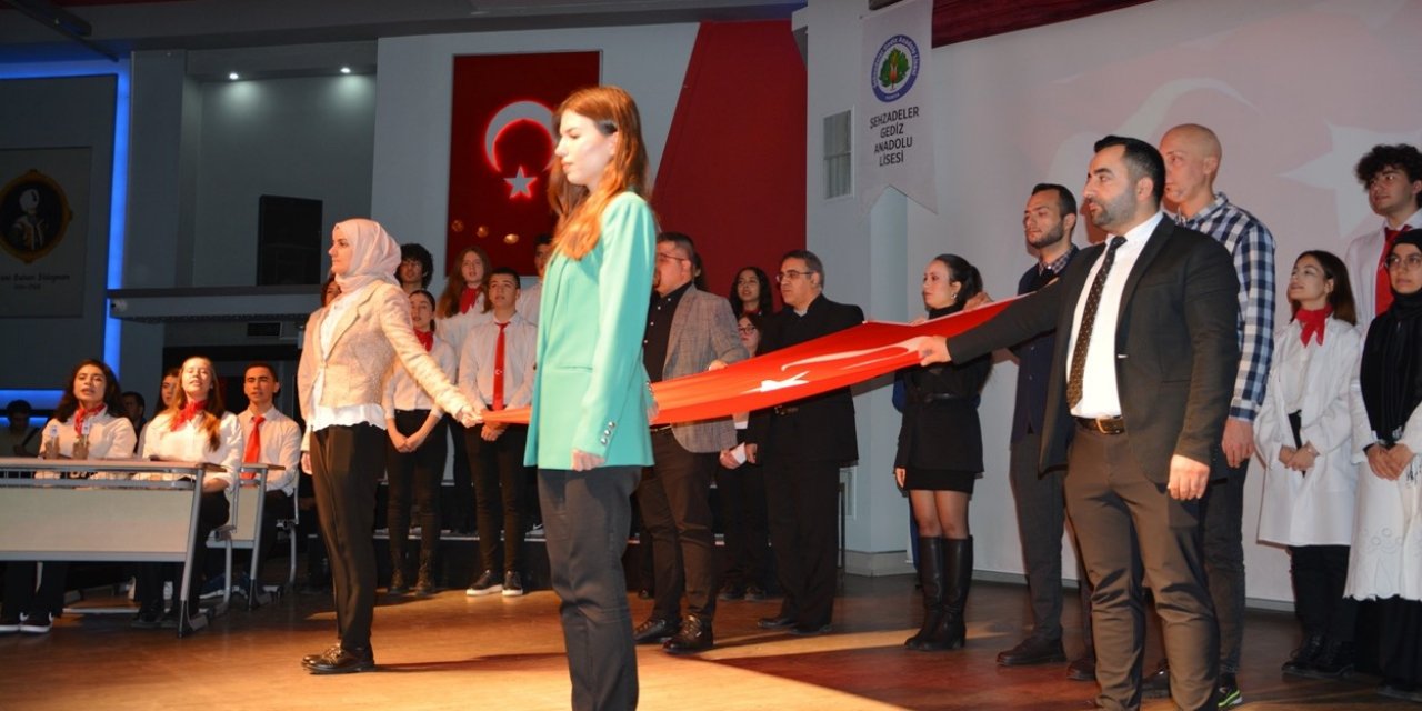 Manisa’da Öğretmenler Günü kutlandı