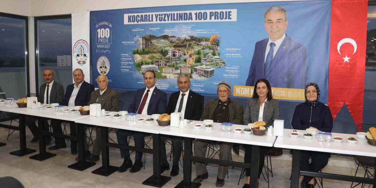 Başkan Kaplan, muhtarlarla vefa yemeğinde buluştu