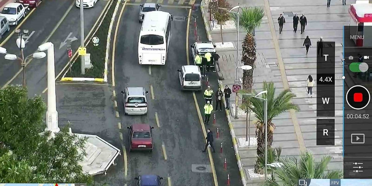 Drone destekli denetimlerde usulsüz park yapan 22 araç sürücüsü cezadan kaçamadı
