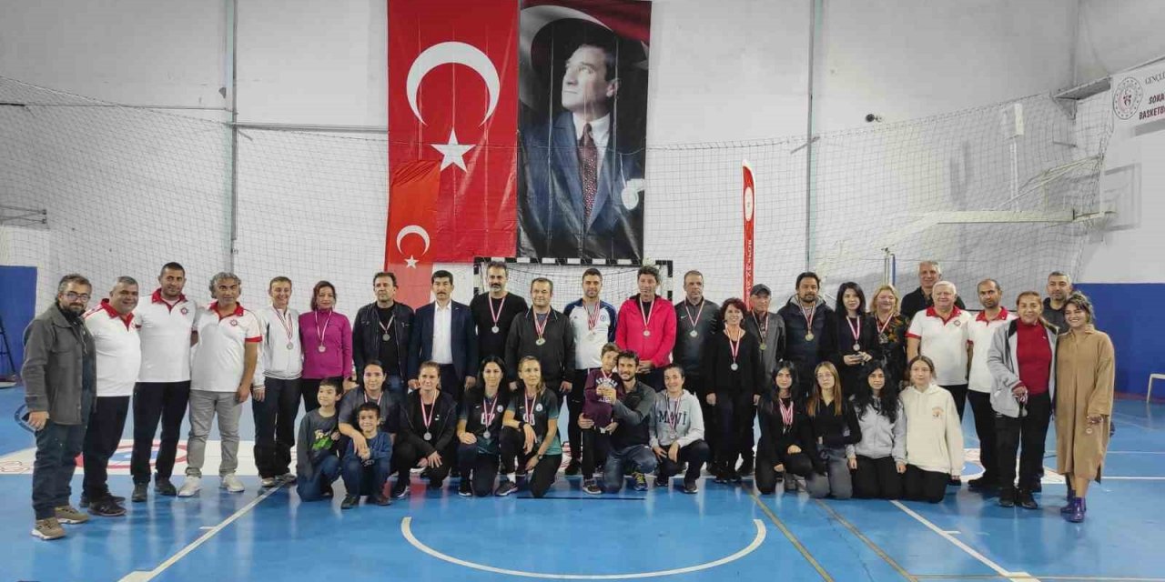 Köyceğiz’de öğretmenler arasında çeşitli turnuvalar gerçekleştirildi