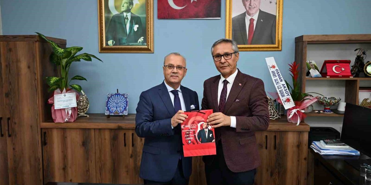 Başkan Kayda’dan meslektaşlarına çiçekli kutlama
