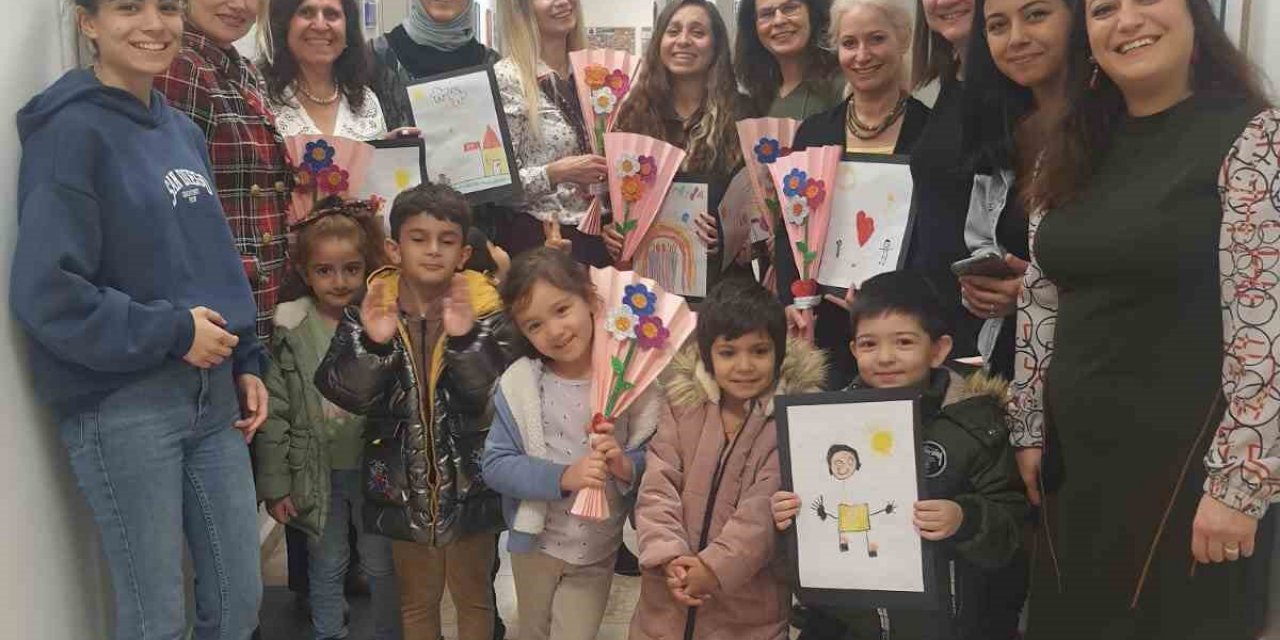 Miniklerden 24 Kasım sürprizi