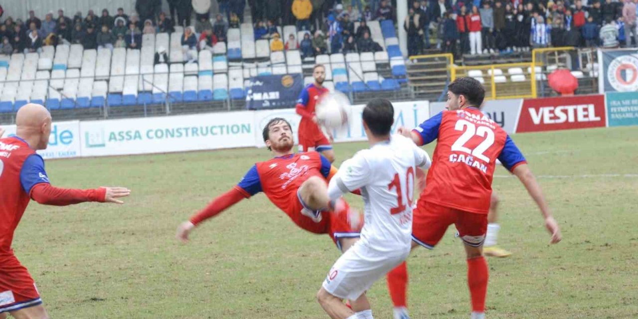 TFF 2. Lig: Fethiyespor: 1 - Karaman FK: 1