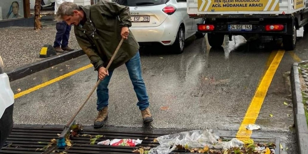 Kuşadası Belediyesi’nin aldığı önlemle sağanak sorunsuz atlatıldı