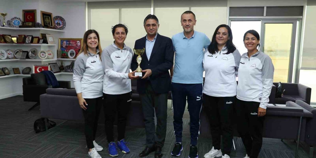 Aliağalı sporcular madalyaya doymuyor