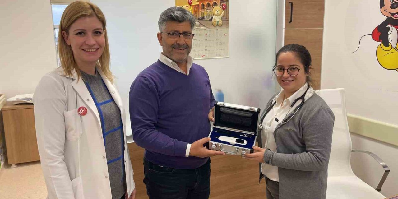 Kula’da yenidoğanlara kan almadan sarılık testi yapılabilecek