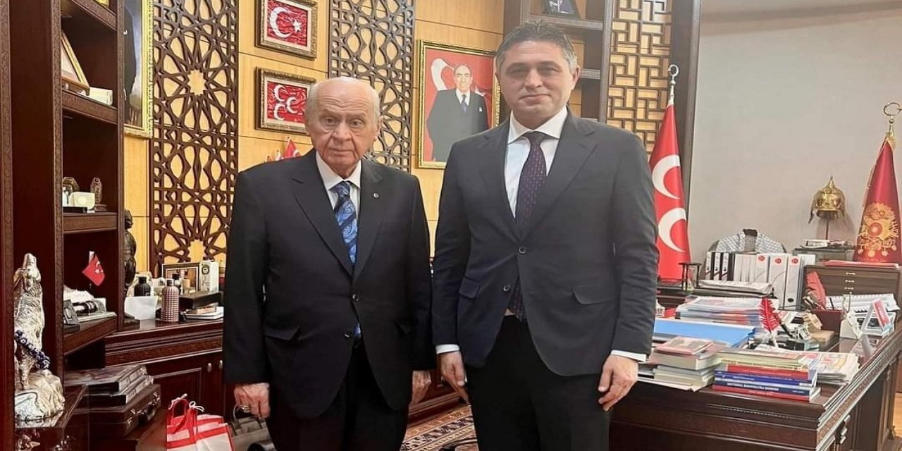 MHP’li Başkan Serkan Acar, adaylık başvurusunu yaptı