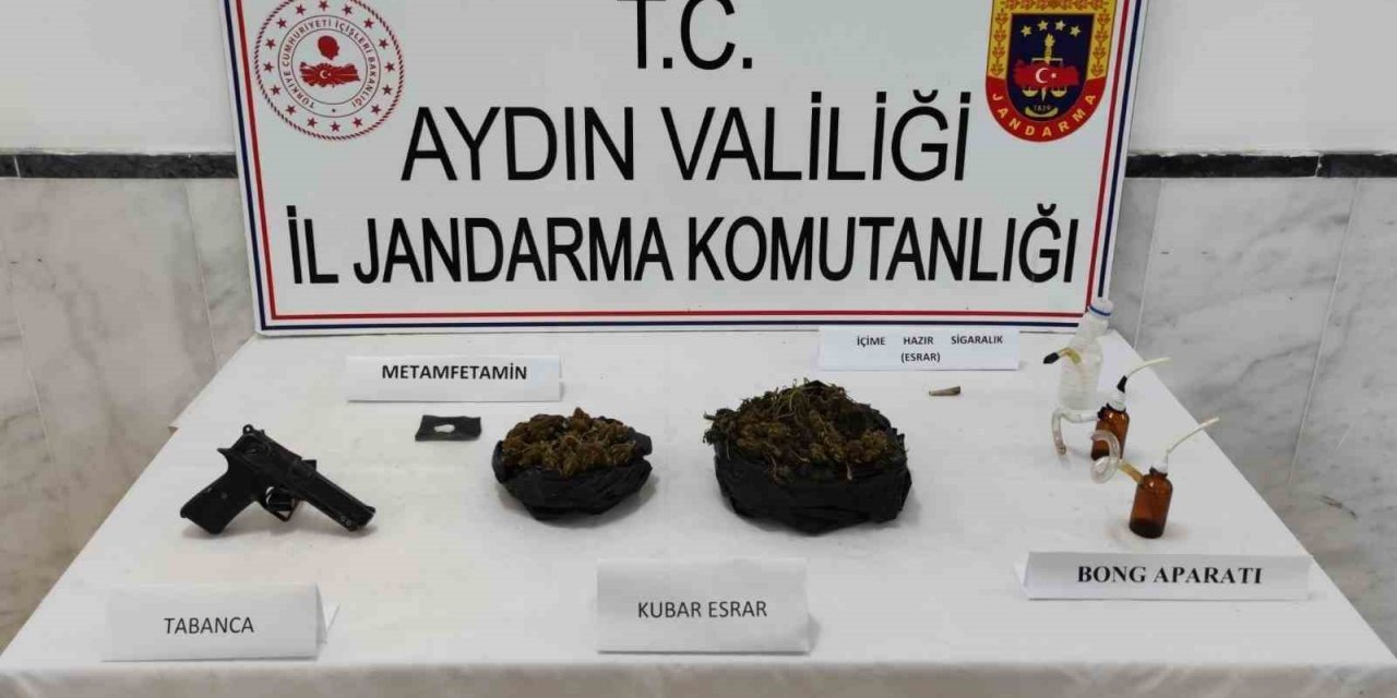 Uyuşturucu operasyonunda yakayı ele verdi