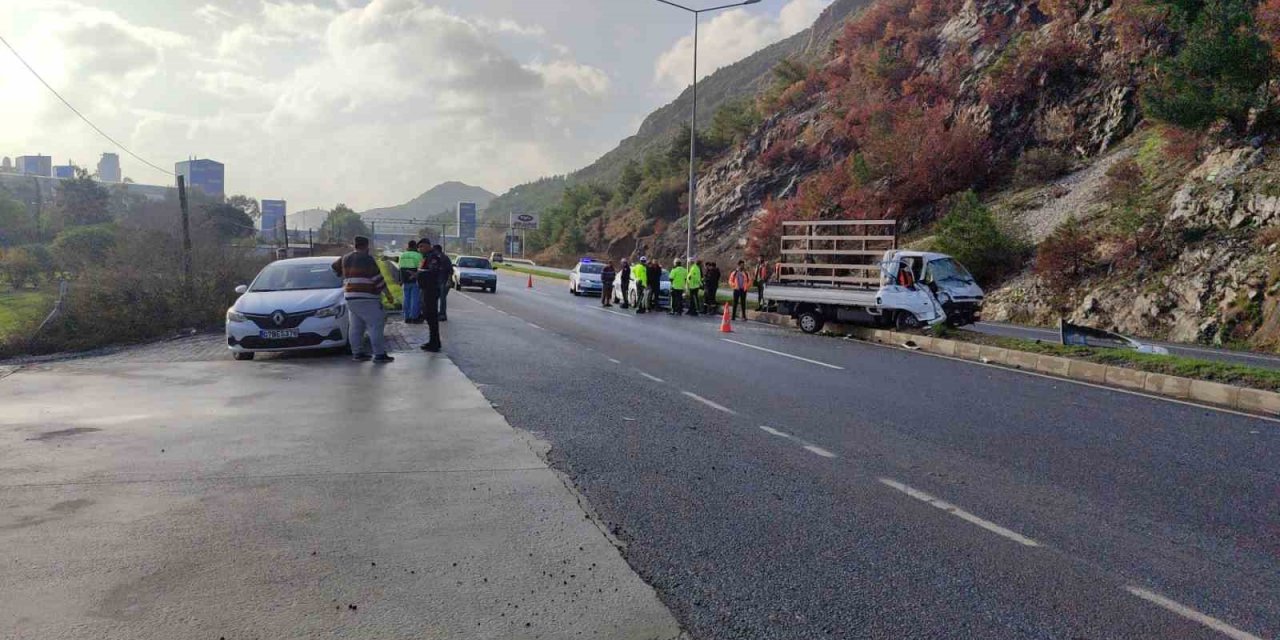 Söke’de zincirleme kaza: 1 yaralı