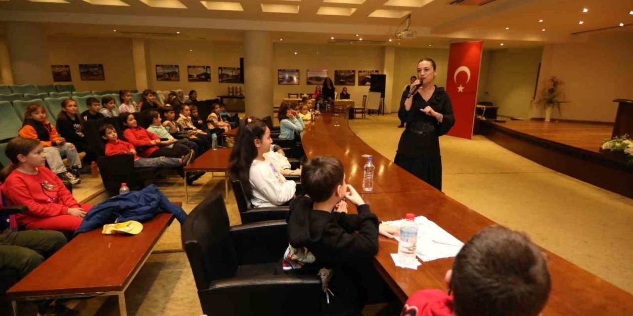 Selçuk Çocuk Meclisinden çıkan ilk karar: Yılbaşı panayırı