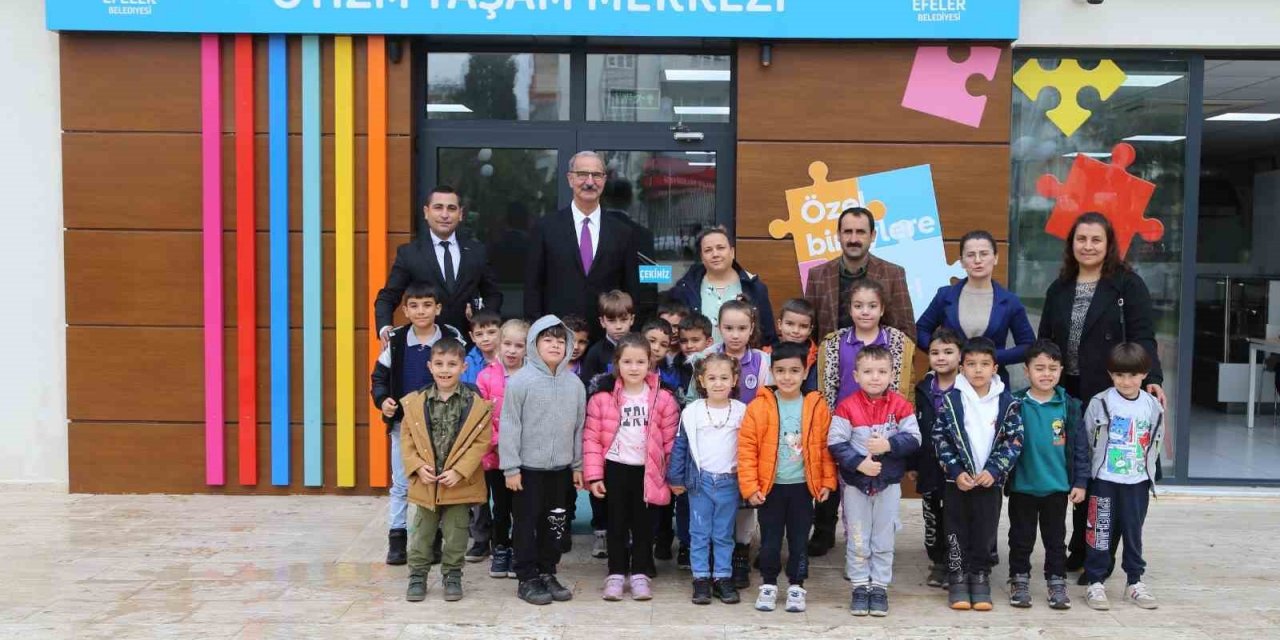 Efeler Otizm Yaşam Merkezi, ilkokul öğrencilerini ağırladı