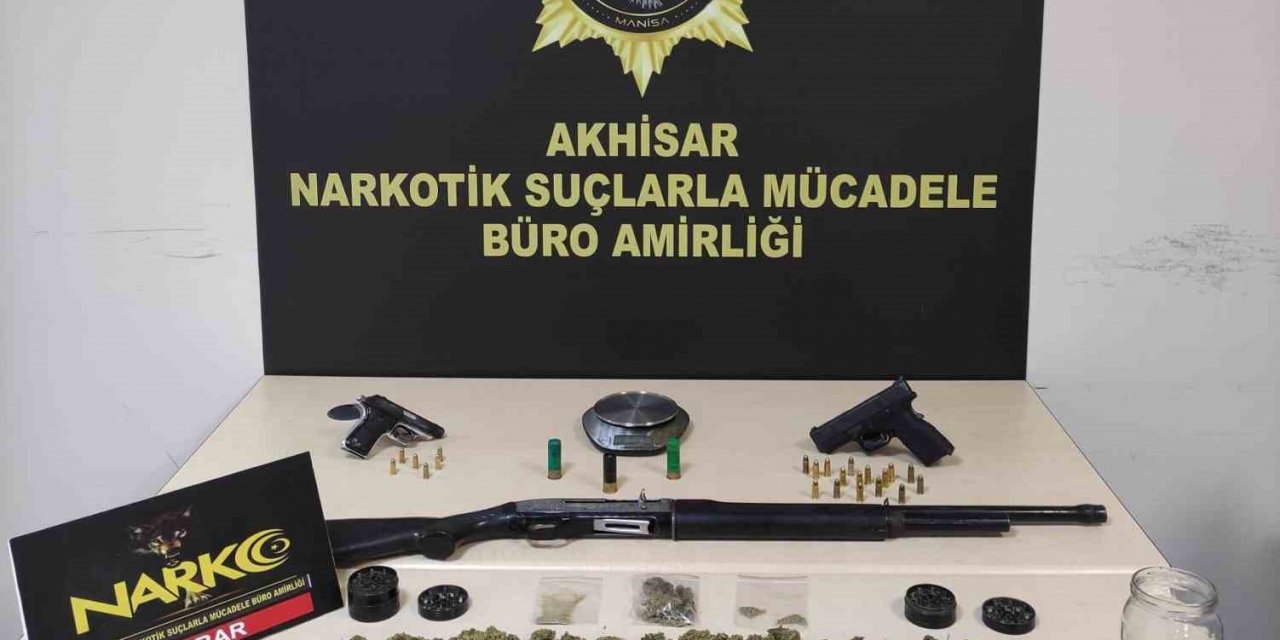 Akhisar’da uyuşturucu operasyonu: 2 şüpheli tutuklandı
