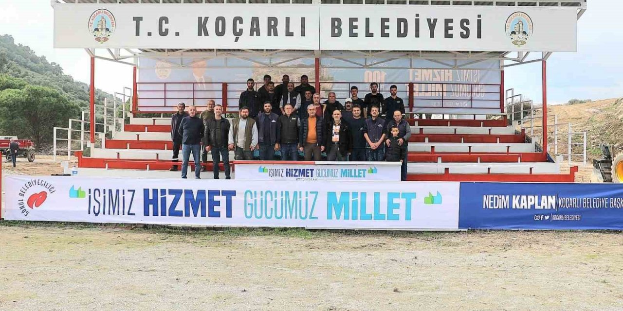 Koçarlı arenası deve güreşine hazır