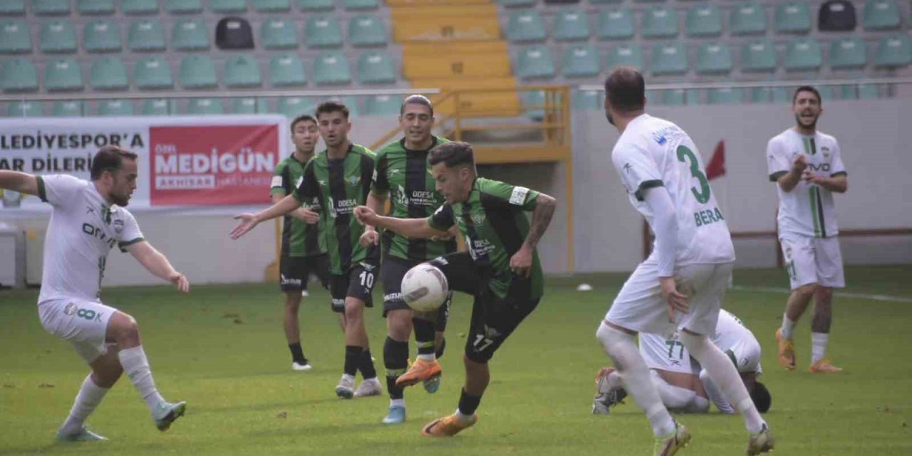 TFF 3. Lig: Akhisarspor: 0 - Büyükçekmece Tepecikspor: 5