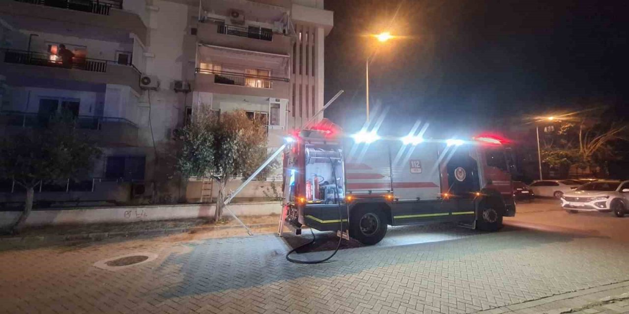 İzmir’de feci olay: Yemek yaparken yere düştü, açık kalan ocak yangına sebep oldu