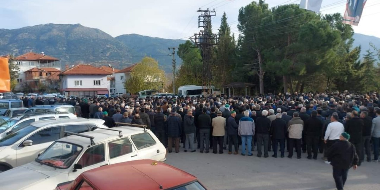 Muğla’daki motosiklet kazasında ölen esnaf son yolculuğuna uğurlandı
