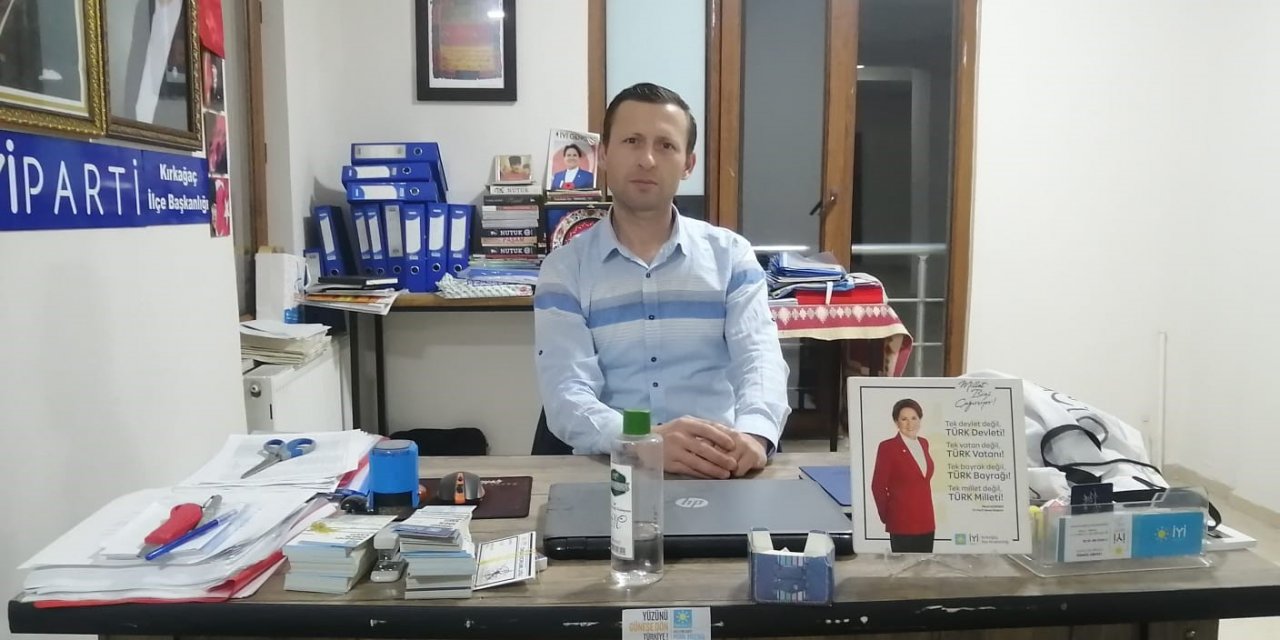 Kırkağaç İYİ Parti’de bayrak değişimi