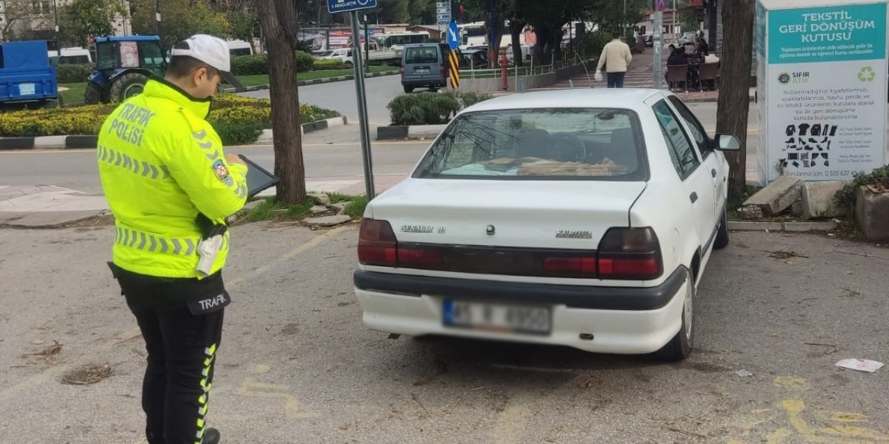 Engelli yerine hatalı park edenler affedilmedi