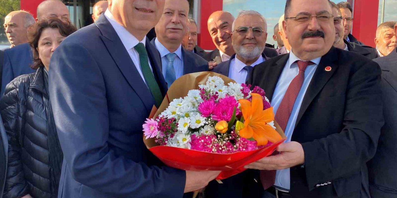 TARİŞ’te devir teslim töreni yapıldı