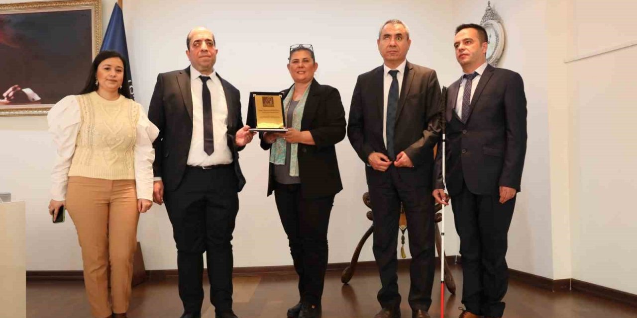 Başkan Çerçioğlu, Altı Nokta Körler Derneği’ni ağırladı